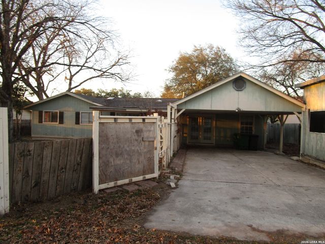 4614 Cambray, San Antonio, TX 78229