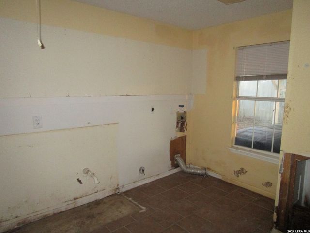 4614 Cambray, San Antonio, TX 78229