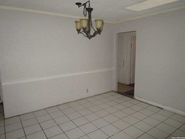 4614 Cambray, San Antonio, TX 78229