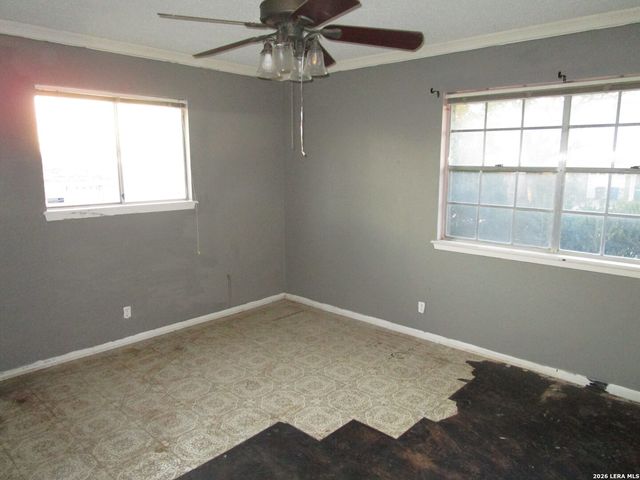 4614 Cambray, San Antonio, TX 78229