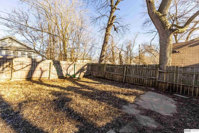 4266 Maple Street, Omaha, NE 68111