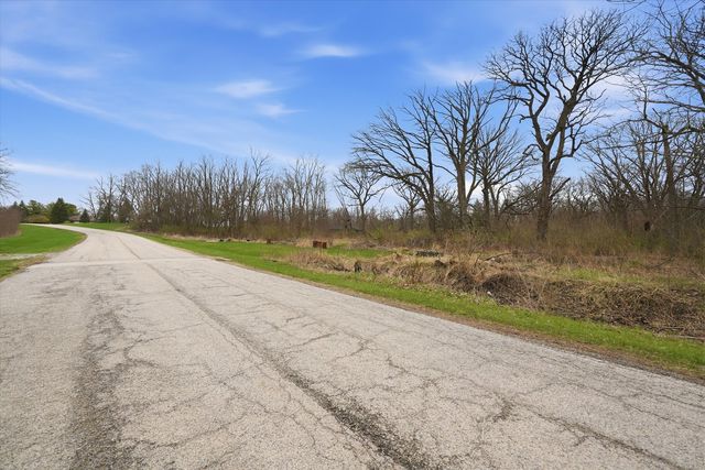 5525 Heatherbrook Trail W, Monee, IL 60449