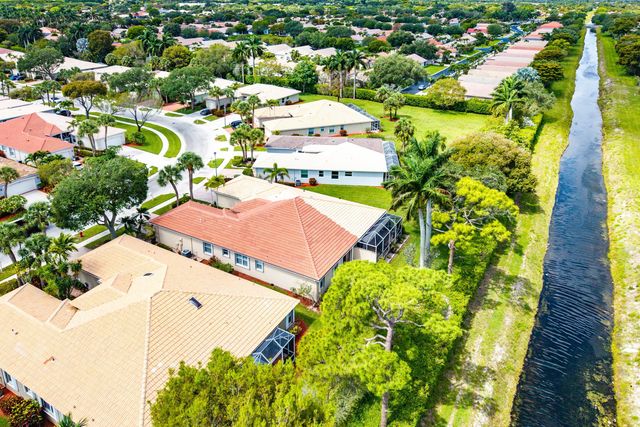 10644 Royal Caribbean Circle, Boynton Beach, FL 33437