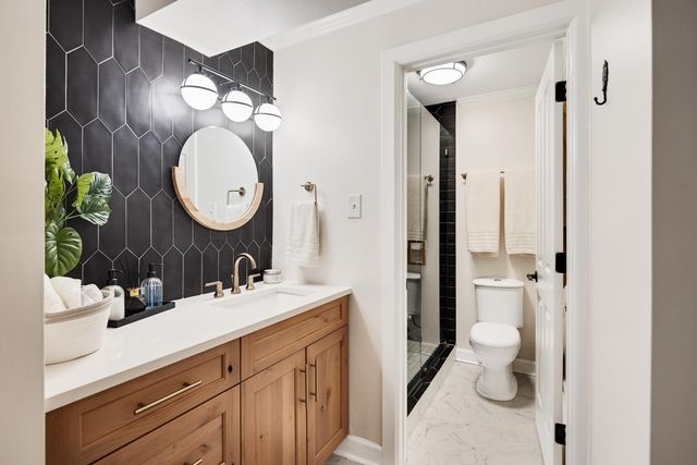 109 N Main St Apt 1610, Memphis, TN 38103