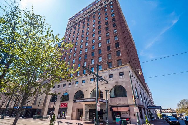 109 N Main St Apt 1610, Memphis, TN 38103