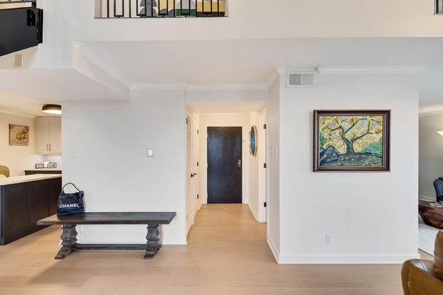 109 N Main St Apt 1610, Memphis, TN 38103