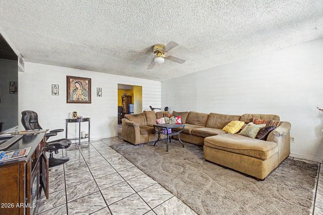 5829 W CORONADO Road, Phoenix, AZ 85035