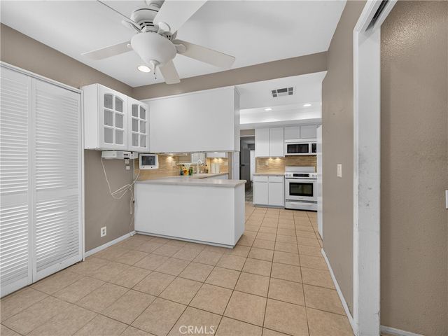 1524 Dwight, Redlands, CA 92373