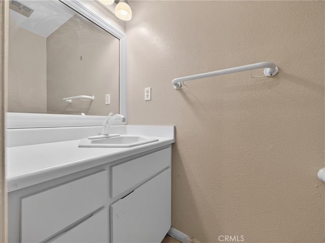 1524 Dwight, Redlands, CA 92373