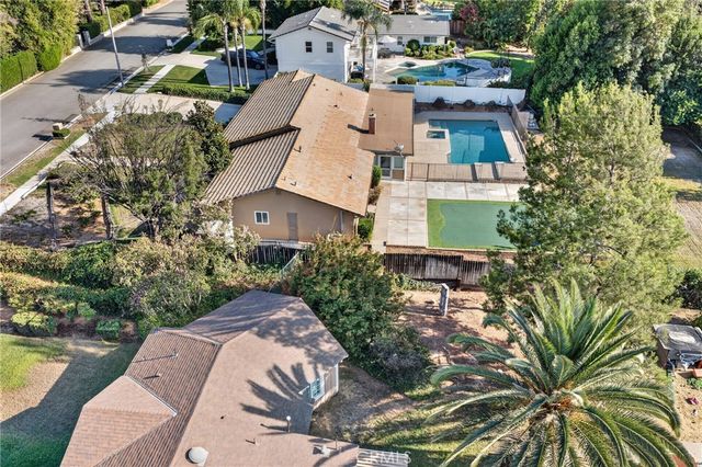 1524 Dwight, Redlands, CA 92373