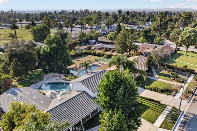 1524 Dwight, Redlands, CA 92373