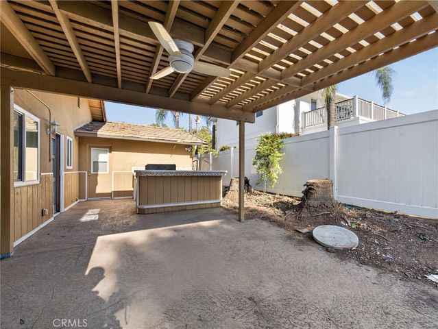 1524 Dwight, Redlands, CA 92373