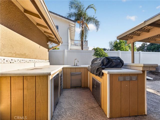 1524 Dwight, Redlands, CA 92373