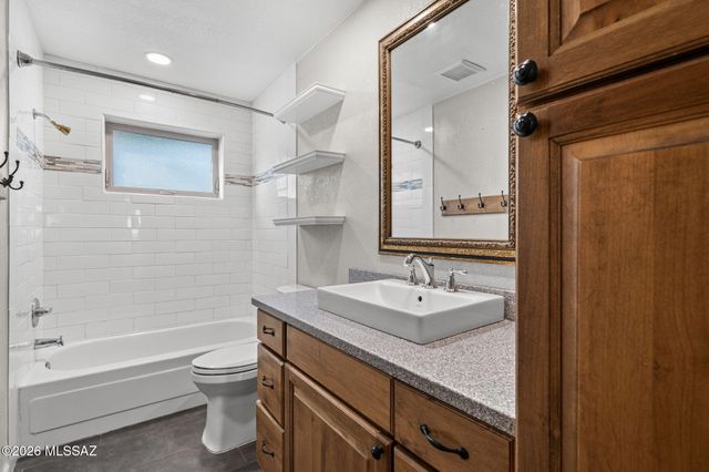 9981 N Calle Solano, Tucson, AZ 85737