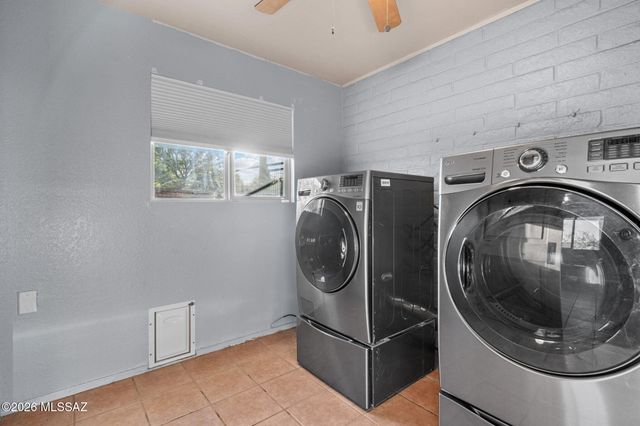 9981 N Calle Solano, Tucson, AZ 85737