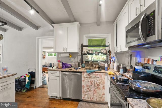 3204 AYERS DR, Alexandria, VA 22309