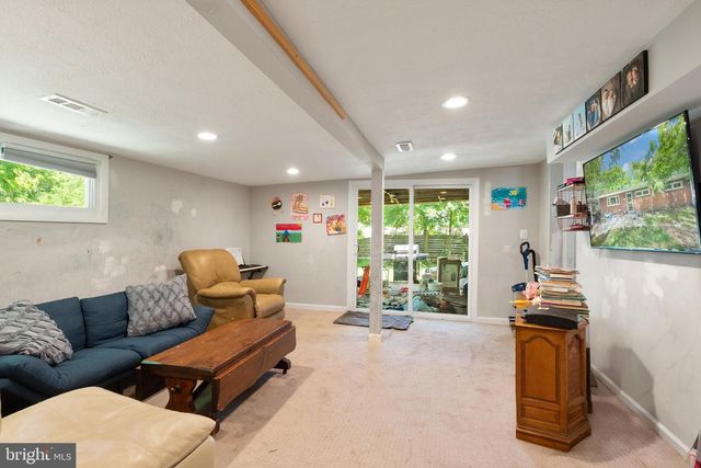 3204 AYERS DR, Alexandria, VA 22309