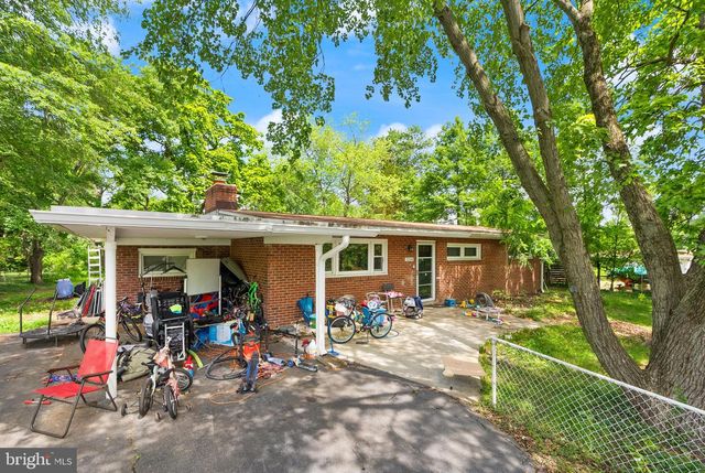 3204 AYERS DR, Alexandria, VA 22309
