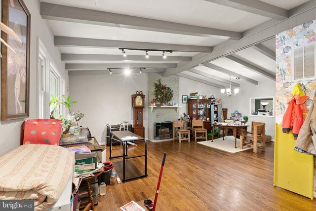 3204 AYERS DR, Alexandria, VA 22309