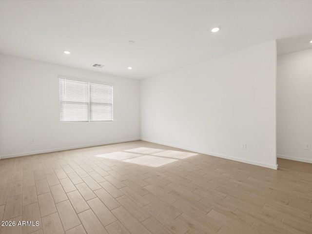 10819 W JONES Avenue, Tolleson, AZ 85353