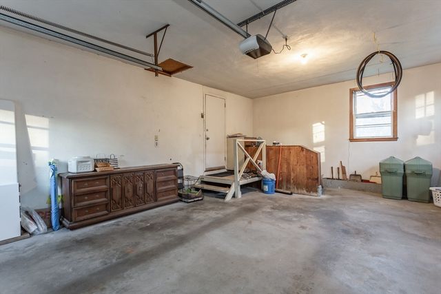 34 Columbia Rd, Swansea, MA 02777