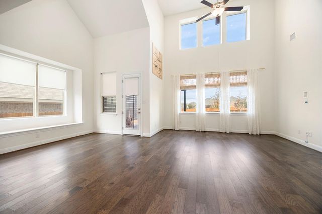 1098 Cherrystone LOOP, Buda, TX 78610