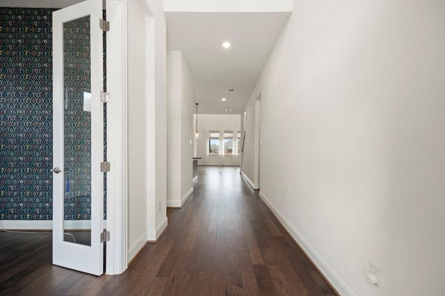 1098 Cherrystone LOOP, Buda, TX 78610