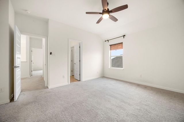 1098 Cherrystone LOOP, Buda, TX 78610