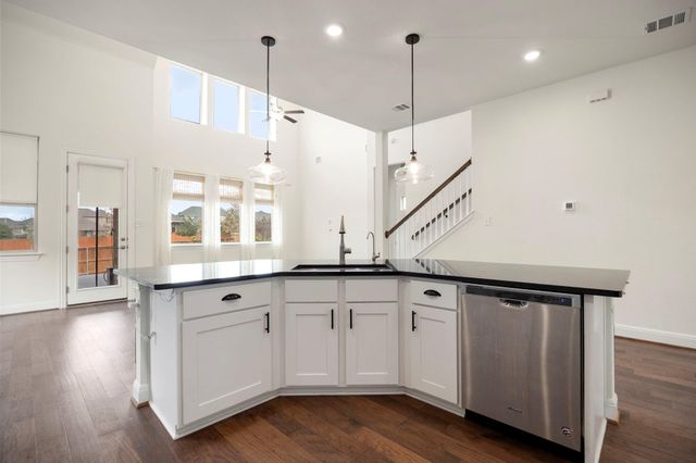 1098 Cherrystone LOOP, Buda, TX 78610