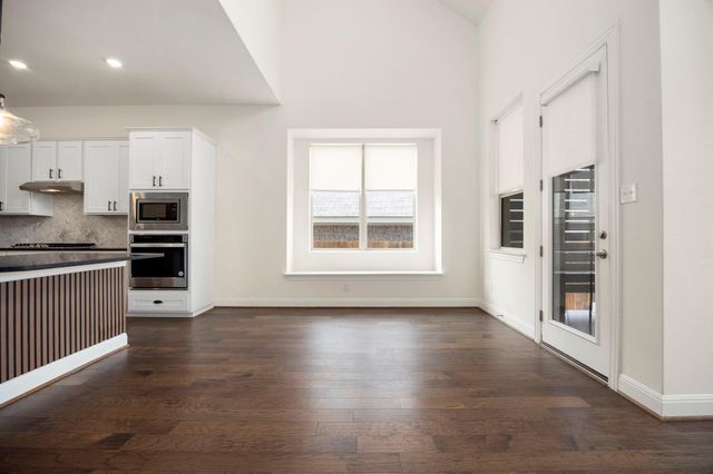 1098 Cherrystone LOOP, Buda, TX 78610