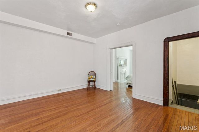 4265 Botanical Avenue, St Louis, MO 63110