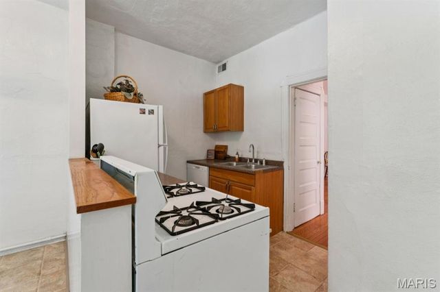 4265 Botanical Avenue, St Louis, MO 63110