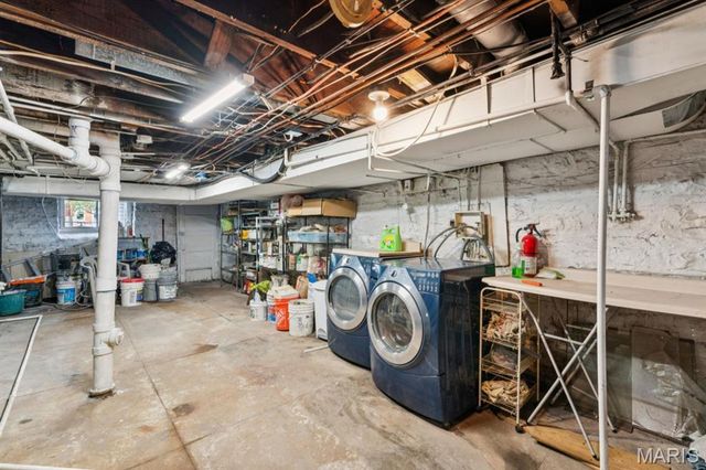 4265 Botanical Avenue, St Louis, MO 63110