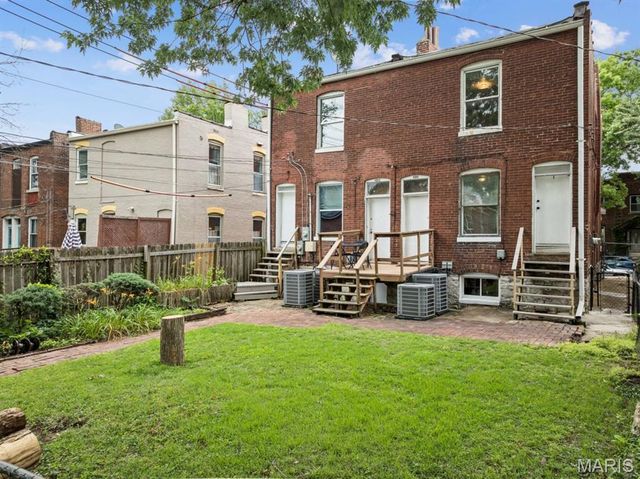 4265 Botanical Avenue, St Louis, MO 63110