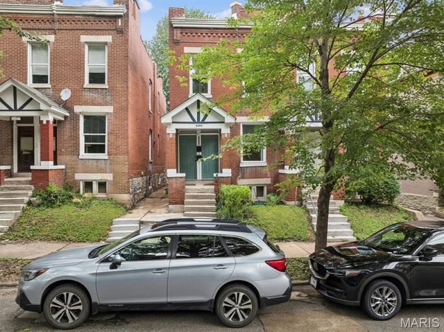 4265 Botanical Avenue, St Louis, MO 63110