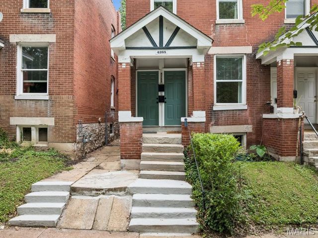 4265 Botanical Avenue, St Louis, MO 63110