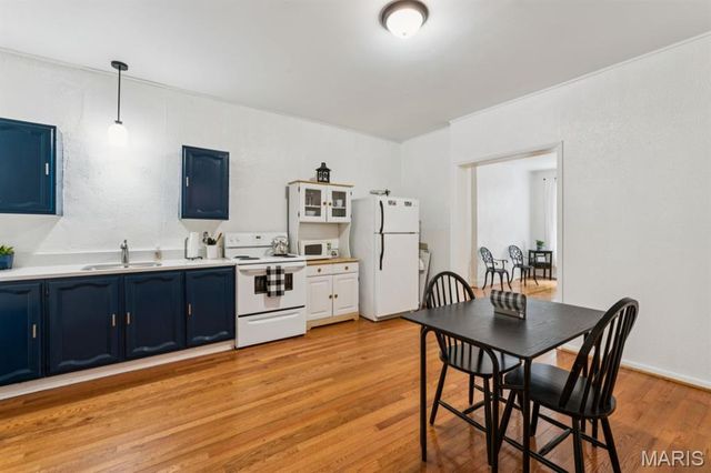 4265 Botanical Avenue, St Louis, MO 63110
