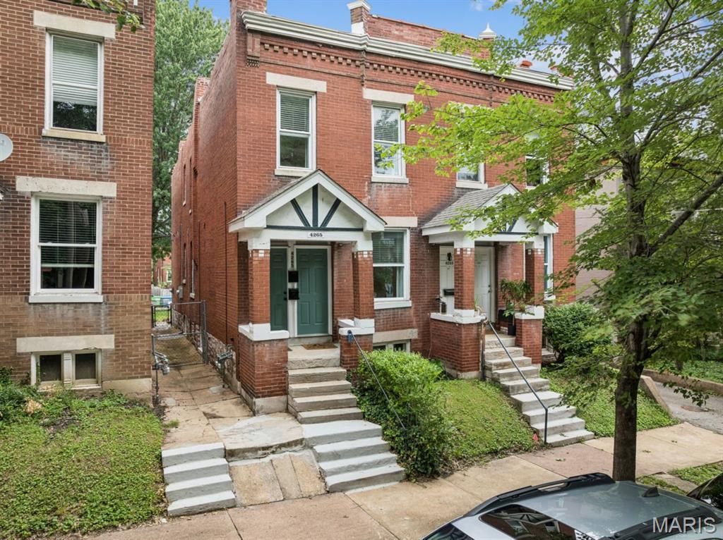 4265 Botanical Avenue, St Louis, MO 63110