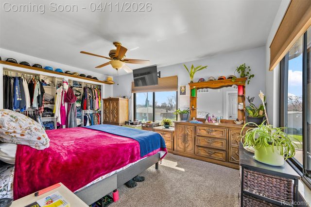 21301 Violet Street, St. Clair Shores, MI 48082