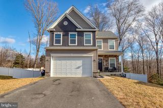 9301 CEDAR FOREST DR, Fredericksburg, VA 22408
