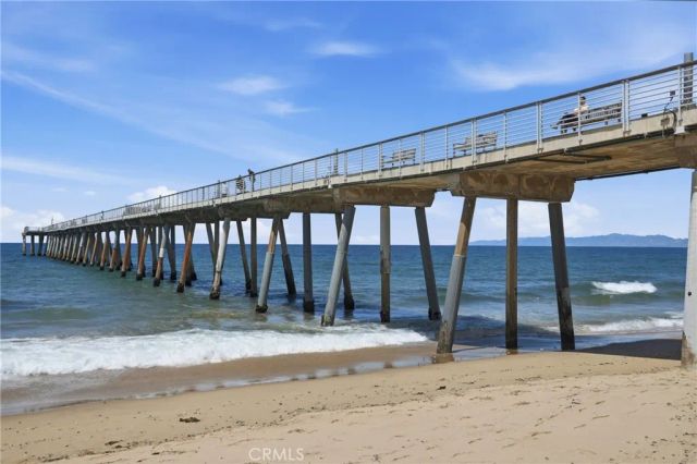 518 Bayview Drive, Hermosa Beach, CA 90254