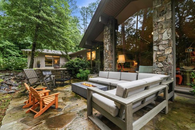 203 Deanwood Terrace, Hot Springs, AR 71901
