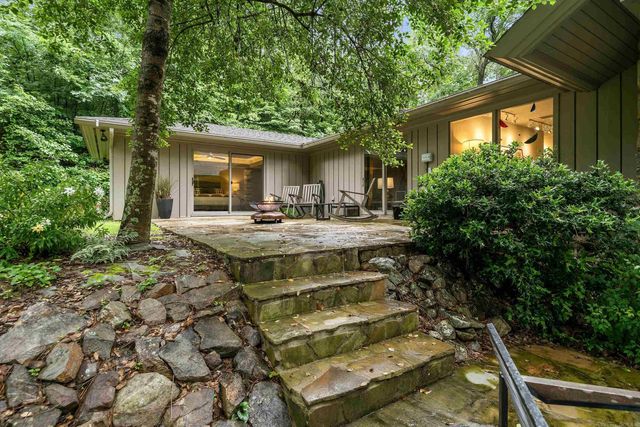 203 Deanwood Terrace, Hot Springs, AR 71901