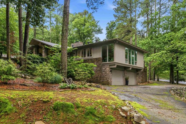 203 Deanwood Terrace, Hot Springs, AR 71901