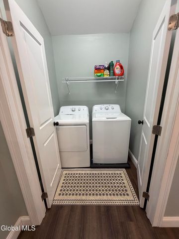 11 Hanifin Avenue, Colonie, NY 12205