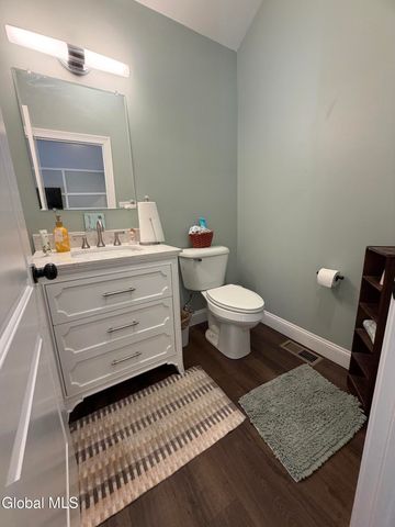 11 Hanifin Avenue, Colonie, NY 12205