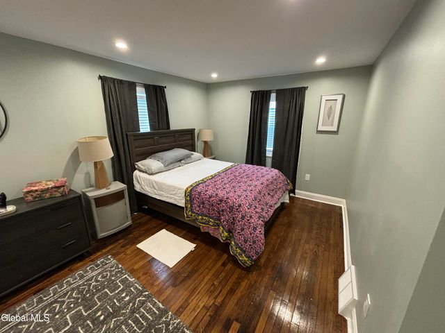 11 Hanifin Avenue, Colonie, NY 12205