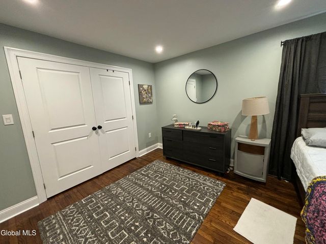 11 Hanifin Avenue, Colonie, NY 12205