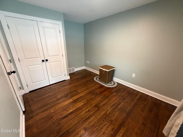 11 Hanifin Avenue, Colonie, NY 12205