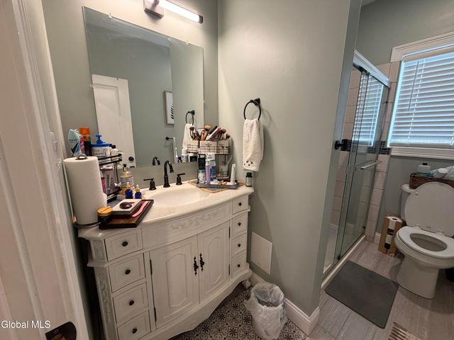 11 Hanifin Avenue, Colonie, NY 12205